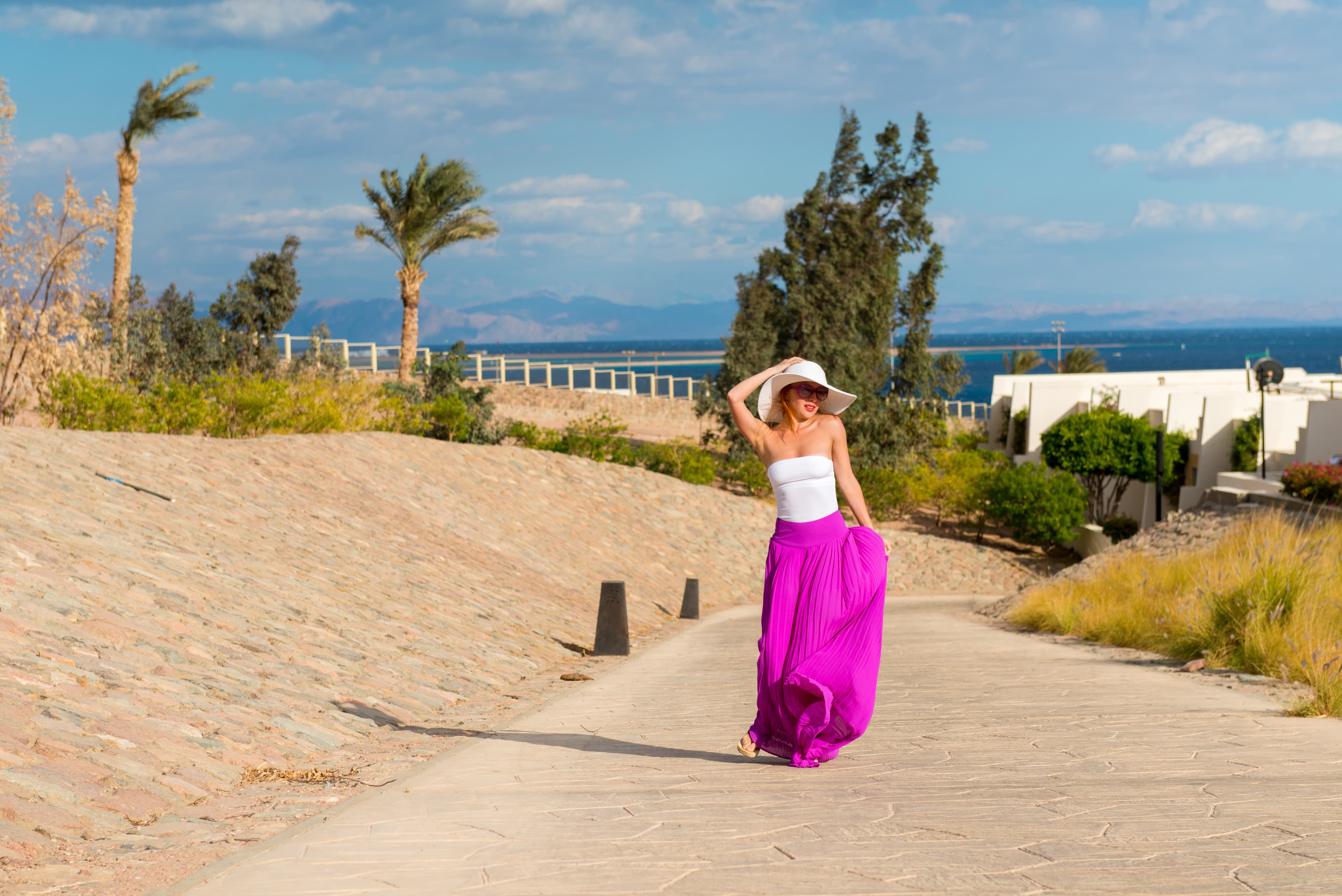 Airport, hotel, and event transport tailored to Alicante